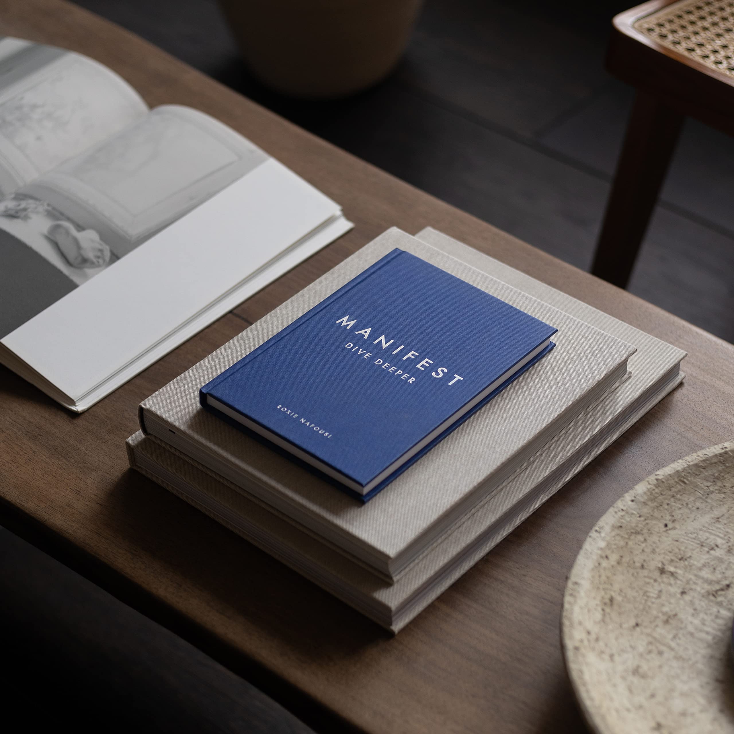 Manifest: Dive Deeper: The Sunday Times Bestseller - A Step-by-Step Manifestation Guide to Transform Your Mindset and Life
